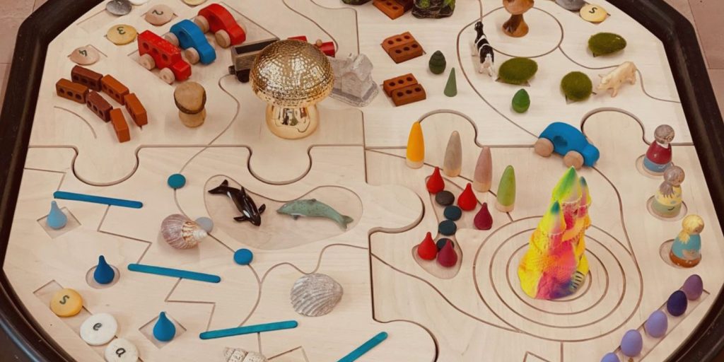 Art and craft tuff tray ideas