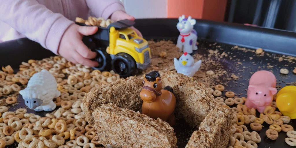 Sensory tuff tray ideas